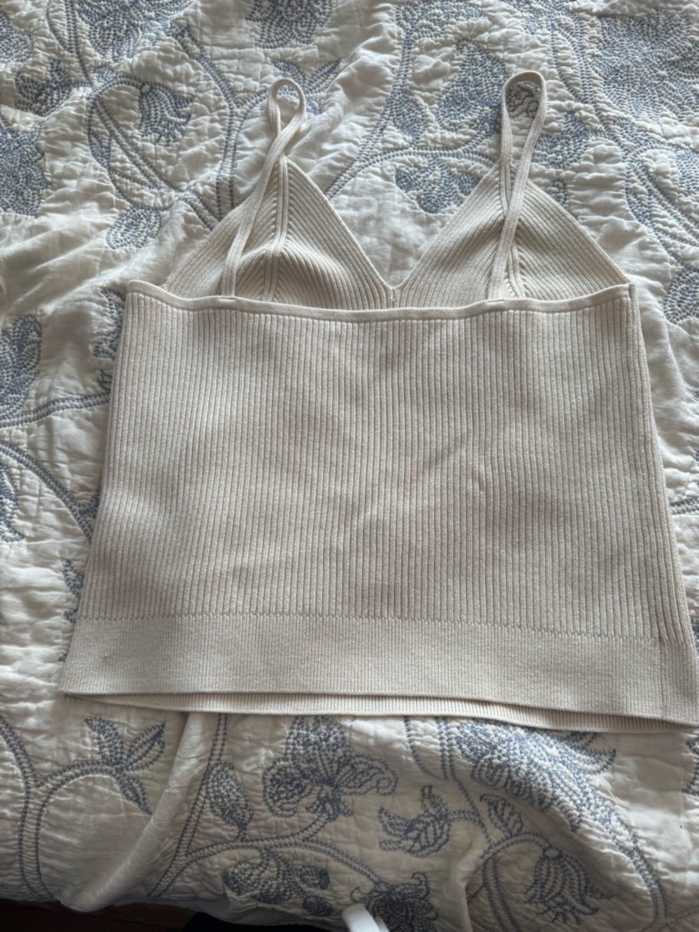 GAP Cream Ribbed V-Neck Cami - Picture 2 of 4